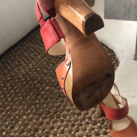 Coach heels - Picture 5 of 6